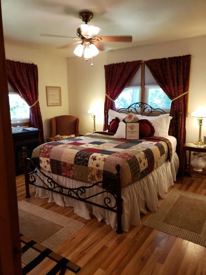 Oak Hill Bed And Breakfast Уисконсин Делс Екстериор снимка